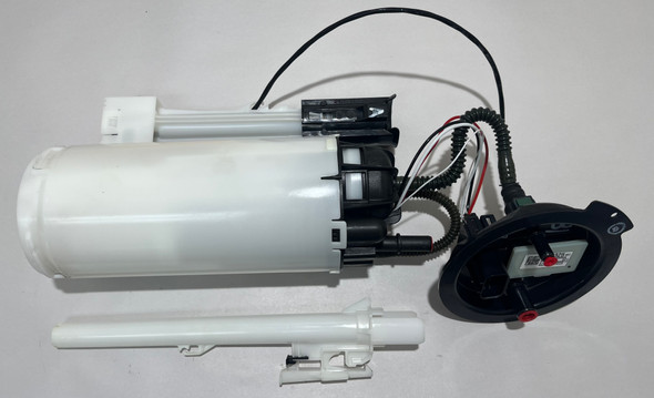 2020-2024 Chevrolet C8 Corvette Stingray 6.2l OEM Fuel Pump Sending Unit / 85162325 / 15K C8001