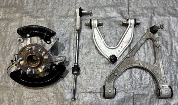 2020-2024 Chevrolet C8 Corvette Driver Side Rear Knee / Hub w/ Control Arms  / 15K C8001