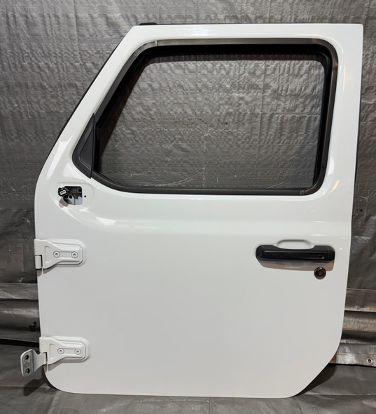 2018-2024 Jeep Wrangler JL Unlimited 4DR / Gladiator JT Driver Front Door Assembly / Bright White  JT003
