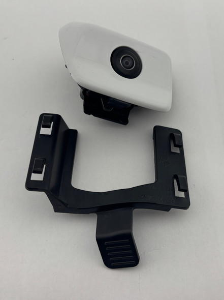 2020-2024 Jeep Gladiator JT OEM Rear Back Up Camera / Bright White  JT003