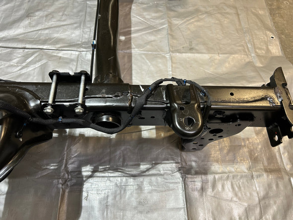 2018-2024 Jeep Gladiator JT Unlimited 4DR 3.6l Front Frame Rail Cut /   JT003