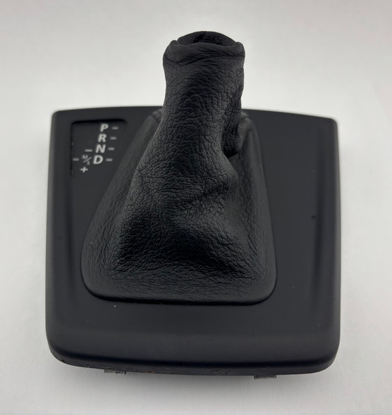 2009-2016 BMW E89 Z4 Automatic Shift Knob w/ Boot / Indicator /   Z4908