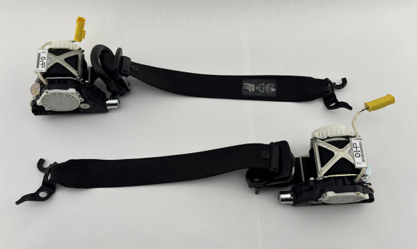 2009-2016 BMW E89 Z4 OEM Seat Belts / Pair /   Z4908