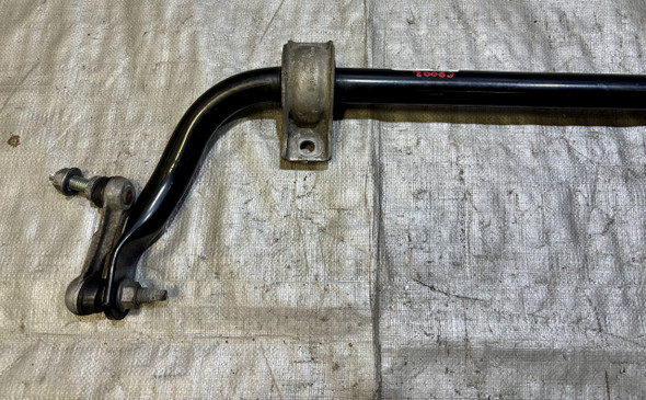 2020-2024 Chevrolet C8 Corvette Stingray Z51 FE4 Front Sway Bar w/ End Links / OEM / 51K C8002