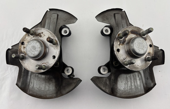 1999-2002 Mazda Miata Front Spindles / Hubs / Pair (NON-ABS) / 35K NB269