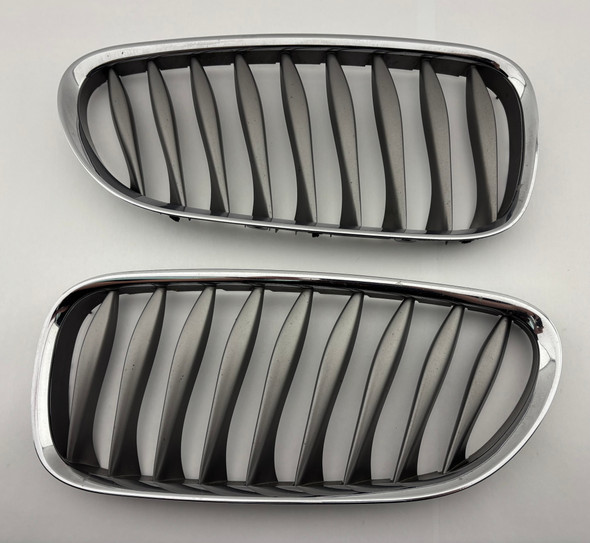 2003-2008 E85 E86 BMW Z4 Front Bumper Kidney Grilles / Pair / Z4062