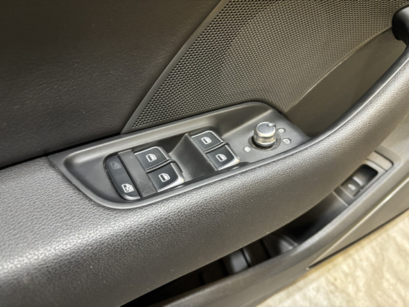 2015-2017 Audi S3 Driver Side Front Interior Door Panel / Black /   S3108