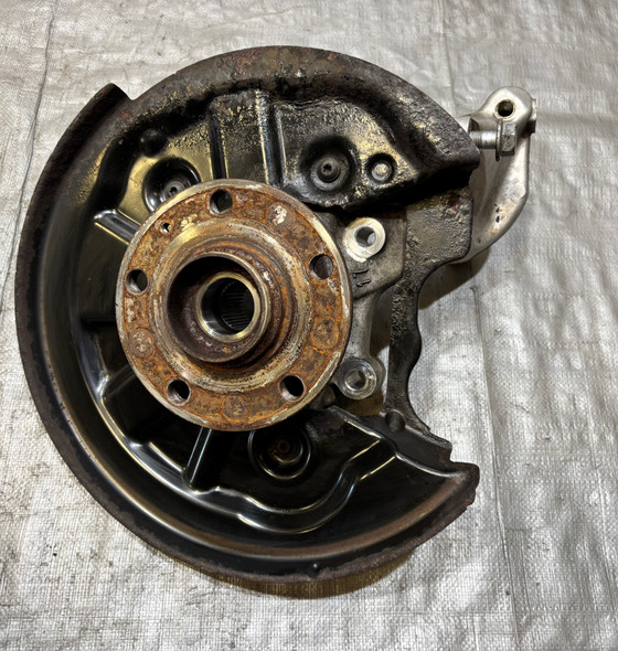 2015-2020 Audi A3 Quattro S3 RS3 Driver Rear Spindle Hub w/ Control Arms / 66K S3108