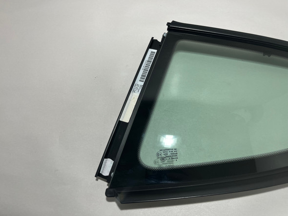 2017-2023 Porsche 718 Cayman Driver Side Rear Quarter Glass /   BC302