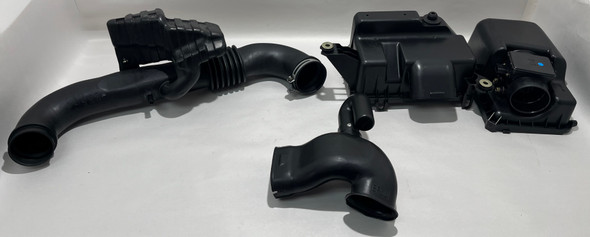 2001-2005 Mazda Miata Air Intake Airbox w/ MAF  / 88K NB268