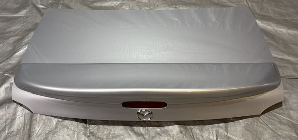 1999-2005 Mazda Miata Trunk Lid w/ Spoiler  / Sunlight Silver  NB258