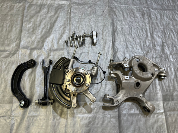 2024-2025 Ford Mustang GT S650 Dark Horse Performance Driver Rear Knee Spindle Hub w/ Control Arms / 6k FM201