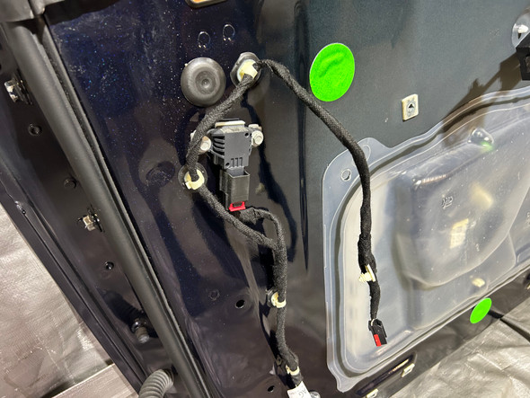 2021-2024 Ford Bronco 4DR Passenger Front Door Assembly / Antimatter Blue Metallic BR005