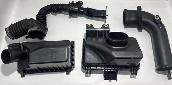 2006-2015 Mazda Mx5 Miata Air Box Intake Assembly / OEM  /   NC106