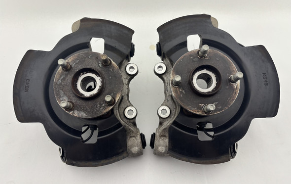 2017-2020 Fiat 124 Spider Rear Spindle Hub Assemblies / Pair / 61K FD029