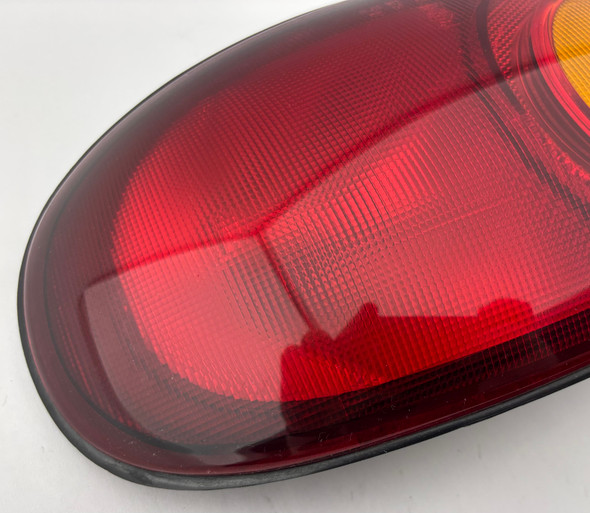 1999-2000 Mazda Miata Driver Tail Light  /   NB271