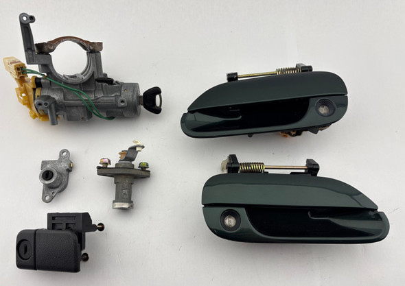 1999-2000 Mazda Miata Ignition Switch w/ Key / Lock Set / Manual  /   NB271