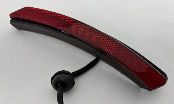 2005-2011 Lotus Elise Exige Passenger Side Rear Side Marker Reflector /   LEL02