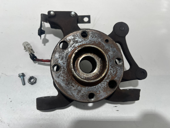 2005-2011 Lotus Elise Exige Driver Side Rear Knuckle / Hub / 85K LEL02