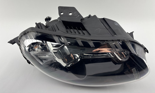 2006-2008 Mazda Mx5 Miata Passenger Headlight / Halogen / PRHT /   NC107