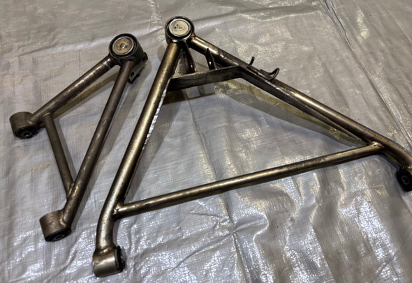 2005-2011 Lotus Elise Exige OEM Rear Control Arm Set / Upper & Lower / 22K LEL01