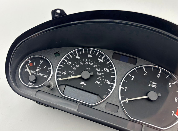 1999-2000 BMW Z3 Roadster Coupe 2.3 Gauge Cluster / 62118381884 /   Z3038