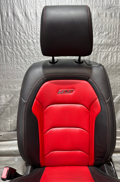 2019-2020 Chevrolet Camaro SS Coupe Driver Side Front Seat / Black / Red Leather /   CM003
