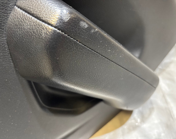 2018-2021 Jeep Wrangler JL Unlimited Sport Passenger Side Rear Interior Door Panel /   JL012