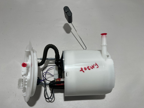 2024-2025 Ford Mustang GT 5.0 S650 OEM Fuel Pump Sending Unit / JR3C9H307BD / 3k Miles FM202