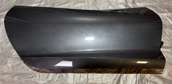 2015-2019 Chevrolet C7 Corvette Passenger Door Assembly / Watkins Glen Gray Metallic  C7008