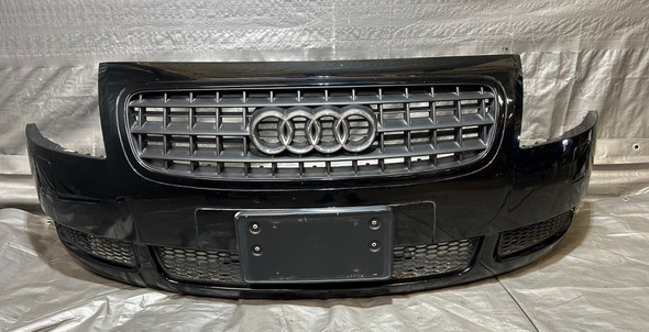 2000-2006 Audi TT 1.8l Front Bumper Cover w/ Grille / T1036