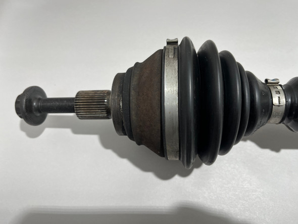 2012-2016 Volkswagen Beetle Passenger Side CV Axle Half Shaft / Manual / 5C0407272Q / 87K VB013