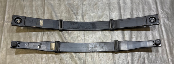 1997-2004 Chevrolet C5 Corvette Base Leaf Springs / Pair / FE1 /   C5033