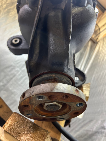 2020-2024 Jeep Gladiator JT Sport Dana M210 Wide Track Front Axle Assembly / Automatic / 4.10 / 61K JT004