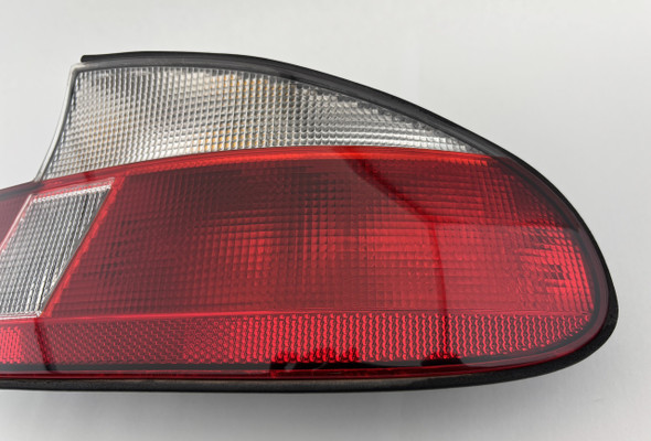 1999-2002 BMW Z3 Roadster Passenger Side Tail Light /   Z3039