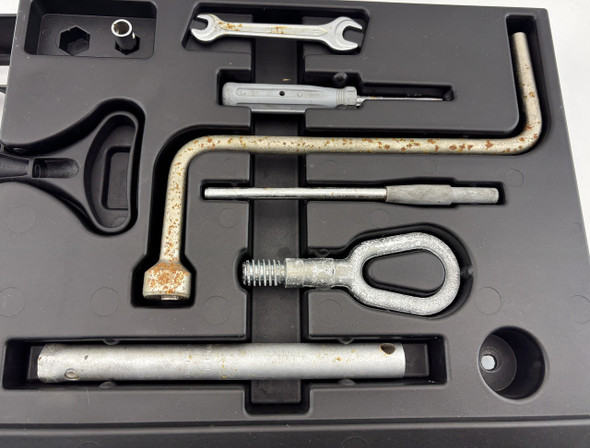 1996-2002 BMW Z3 Roadster Emergency Tool Kit w/ Tray / OEM /   Z3039