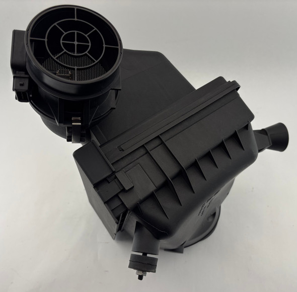 1999-2000 BMW Z3 2.3 Air Box / Air Intake Assembly /   Z3039