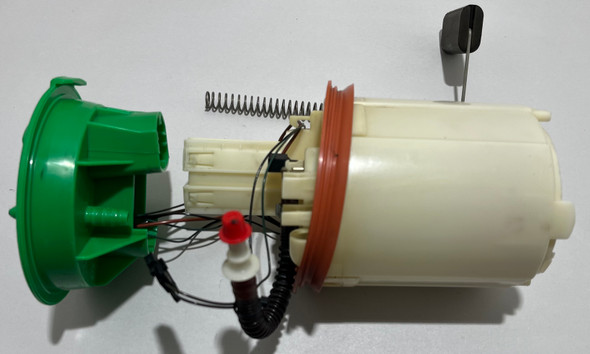 2002-2006 Mini Cooper S R53 OEM Fuel Pump Sending Unit / 105K R1033