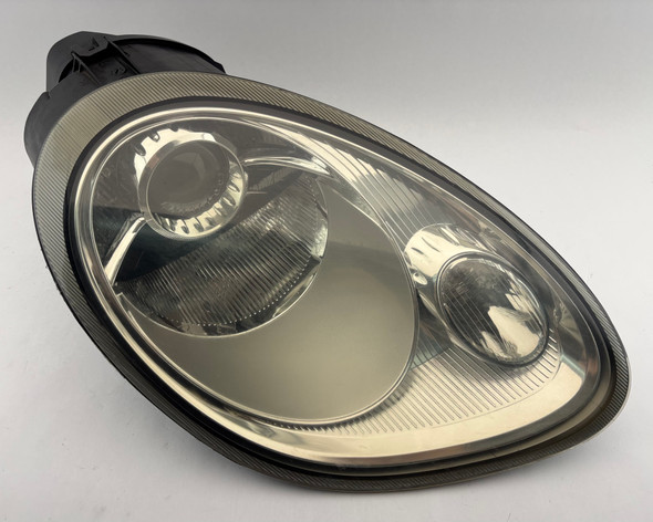 2005-2008 Porsche 987 Boxster / Cayman Passenger Headlight / Bi-Xenon HID /   BC037