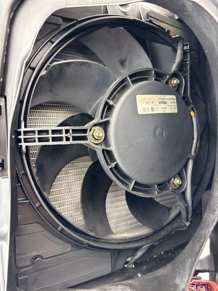 2005-2012 Porsche 987 Boxster Cayman Passenger Side Radiator / Condenser w/ Cooling Fan / 80K BC037