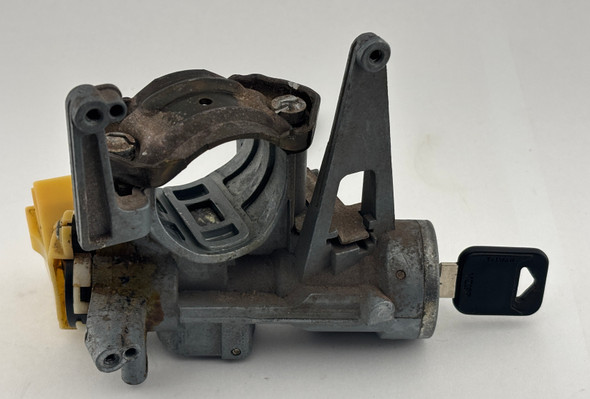 1990-1997 Mazda Miata Ignition Switch w/ Key / Manual /   NA114