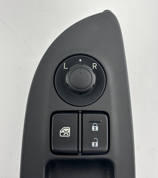 2017-2020 Fiat 124 Spider Driver Side Window Switches / 68313070AA /   FD031