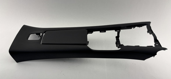 2017-2020 Fiat 124 Spider Center Console w/ Lid  /   FD031
