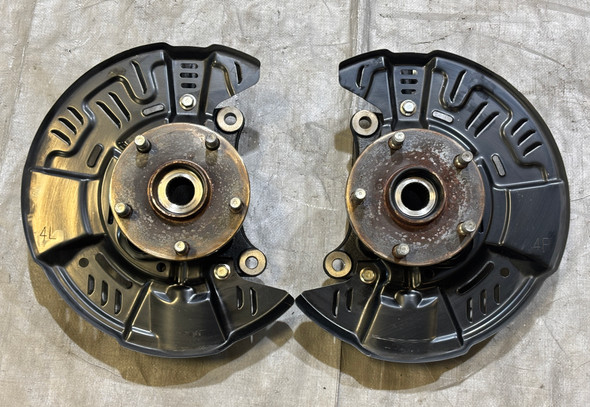 2022-2023 Subaru WRX Front Knuckles / Hub Assemblies / Pair / 29K SW006
