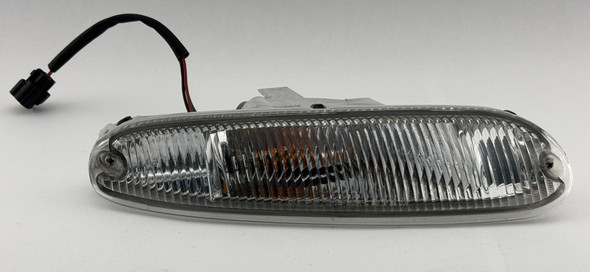 1990-1997 Mazda Miata Passenger Side Front Turn Signal Light /   NA115