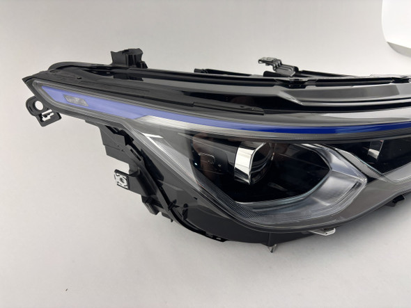 2022-2024 Volkswagen MK8 Golf R OEM Passenger Side LED Headlight *Broken Tab*