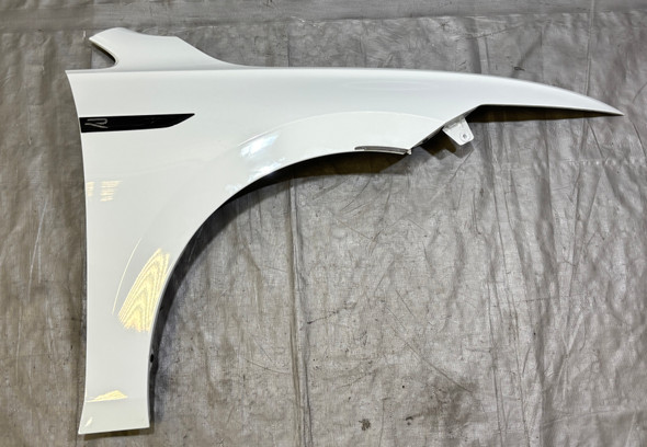 2022-2024 Volkswagen MK8 Golf R / GTI OEM Passenger Side Fender / Pure White  M8R01