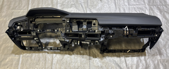 2022-2024 Volkswagen MK8 GTI / Golf R OEM Dashboard Panel w/ Passenger Air Bag SRS / HUD /   M8R01