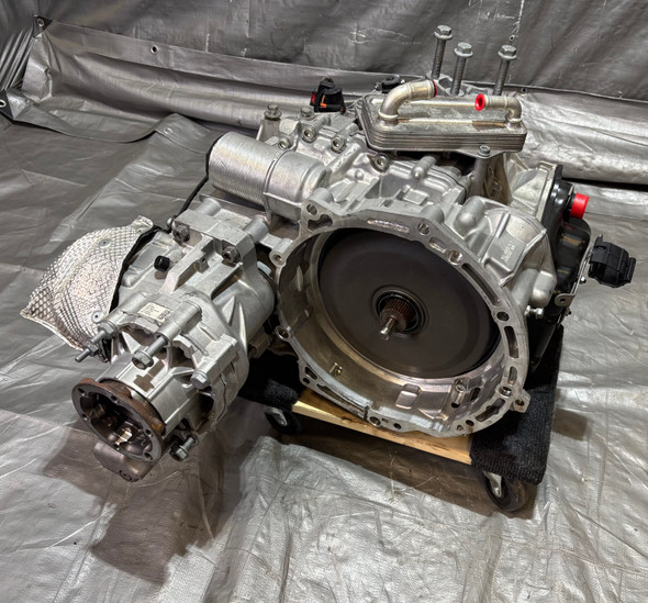 2022-2025 Volkswagen MK8 Golf R DSG Automatic Transmission w/ Transfer Case / VES / 19K M8R01