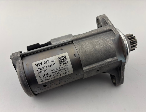 2022-2024 Volkswagen MK8 Golf R OEM Starter Motor / Automatic / 02E911022H / 19K M8R01